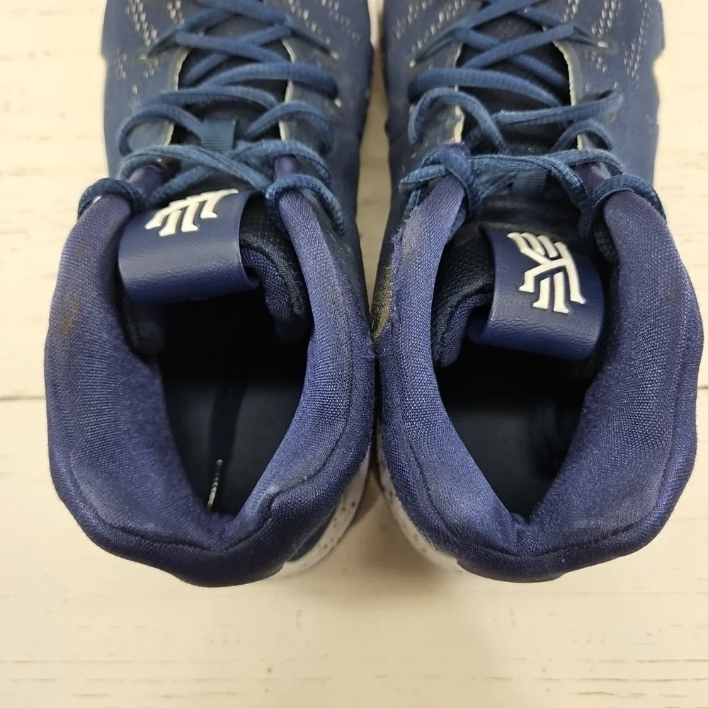 Nike kyrie midnight